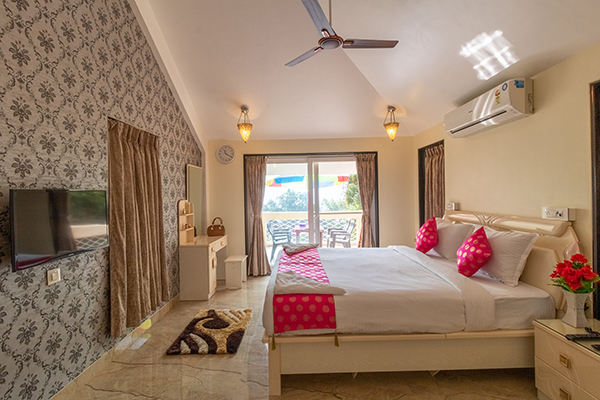 Casa Majestic Resort Panchgani Luxurious Premium Rooms