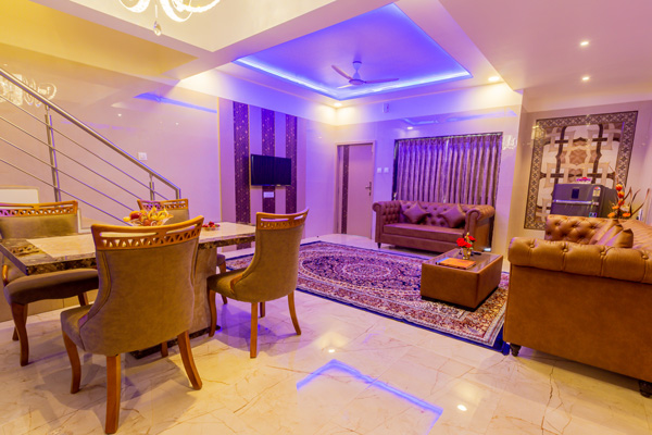 Casa Majestic Resort 6 Bedroom with Indoor Tithonia Villa Panchgani