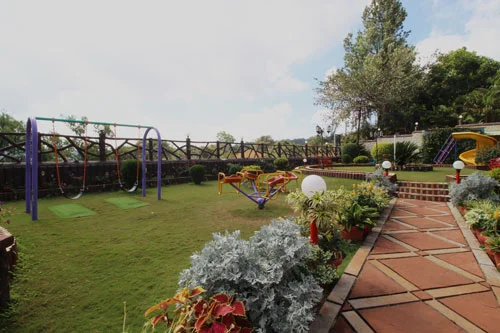 Resort in Panchgani with Children Play Area at Casa Majestic Resort, Panchgani